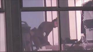 خوبصورت سنہرے فیلم سکسی زن باردار بالوں والی پر gangbanged اور سہ کے ساتھ کھلایا