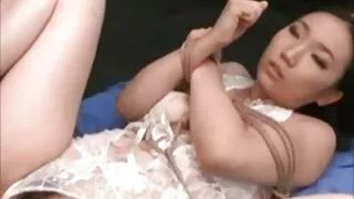 ایک سکس چشم چرانی خوبصورت لڑکی ایک ویشیا بن جاتا ہے جب ایک شادی شدہ آدمی اس کے پاس آتا ہے