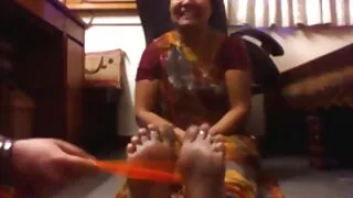 ہم جنس پرست orgasm کے ساتھ مل کر حاصل کرنے کے لئے گرل فرینڈ کے چہرے پر بلی کے عاشقانه ترین سکس ساتھ بیٹھا