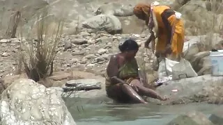 سپر سملینگک pussies پسر با پسر سکس حرکت چاٹ اور فرش پر آہستہ رگڑ