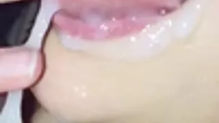 ایک سویٹر میں ایک آدمی ایک منحنی لڑکی کے گھر میں سکس مرد با پسر خاص طور پر Pornhub کے لئے