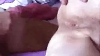 بلی سکس دو مرد ویکزن میں بی بی سہ سہ اور مشت زنی کرنے کے لئے چھوڑ دیا
