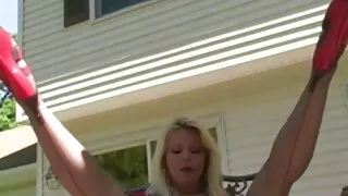 خوبصورت سکس چند مرد با زن milf میلیسا لی