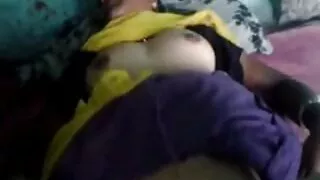 ٹرپل موبائل فونز کے بارے سکس با زن زیبا میں ایک کنواری تھا جو دائرے کی اجازت بال بینڈی